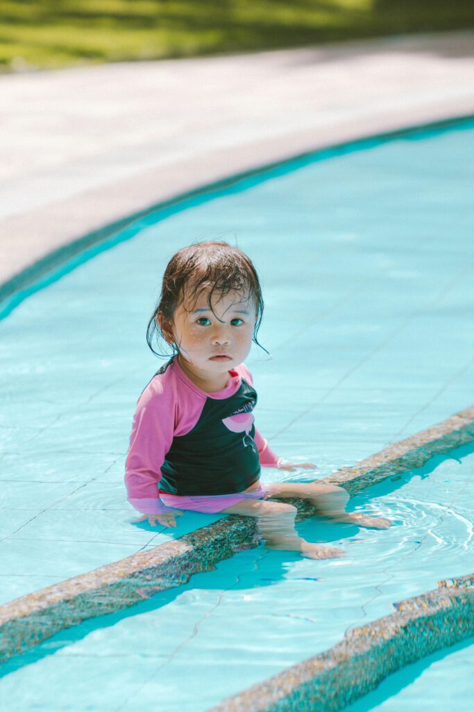 아이와의 안전한 물놀이 준비 1 md duran skWmwsC6BCc unsplash